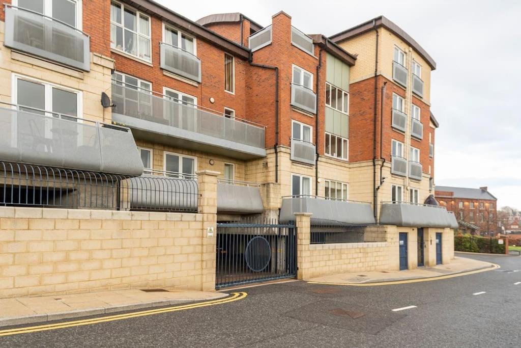 Stunning Flat By Quayside With Balcony!! Leilighet Newcastle upon Tyne Eksteriør bilde